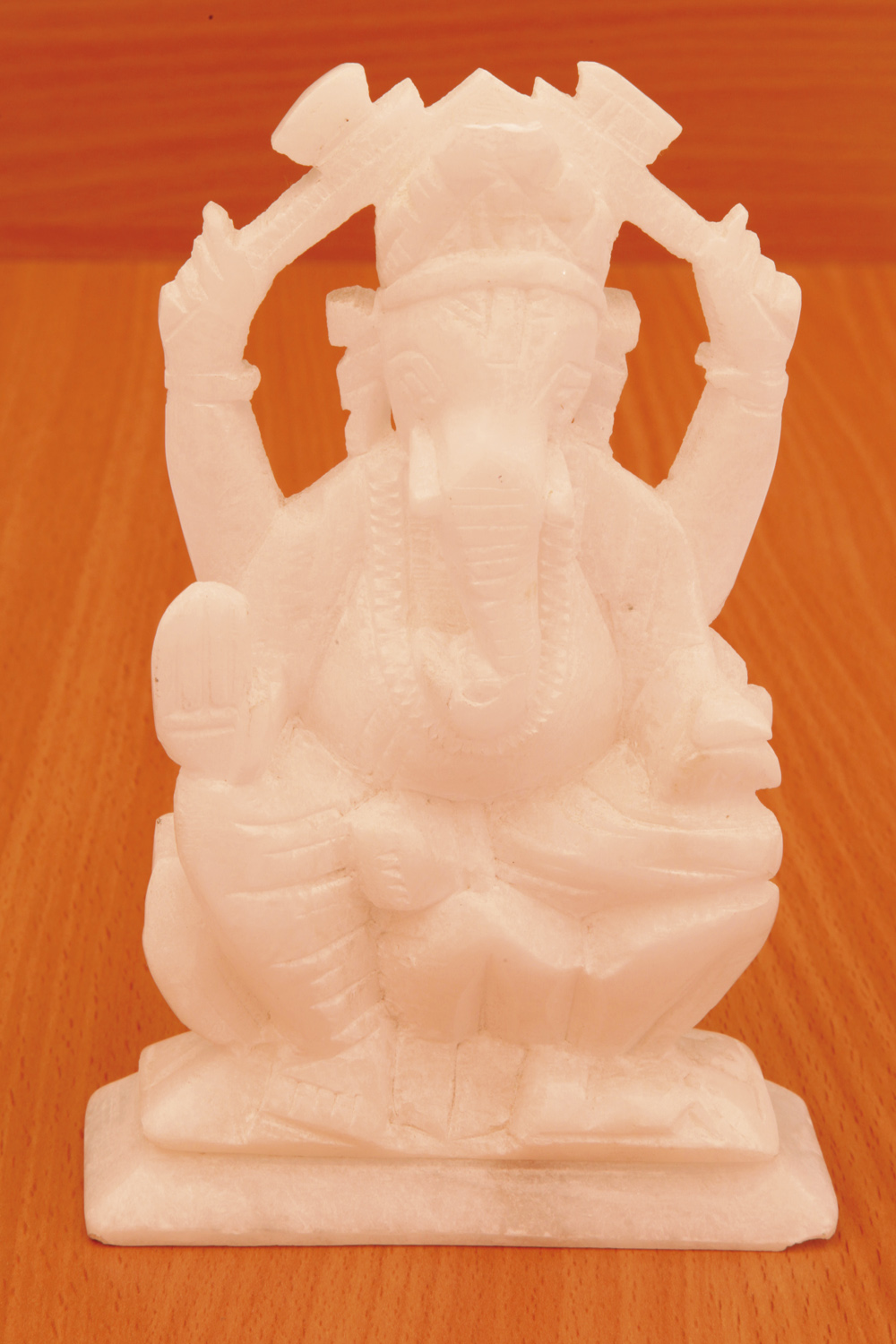 foto GANESHA z blho mramoru - 15,5 cm